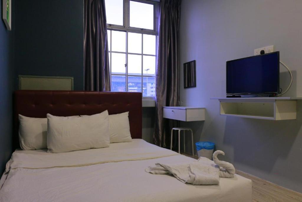 บีโฮเต็ล กาจัง Hotel ภายนอก รูปภาพ