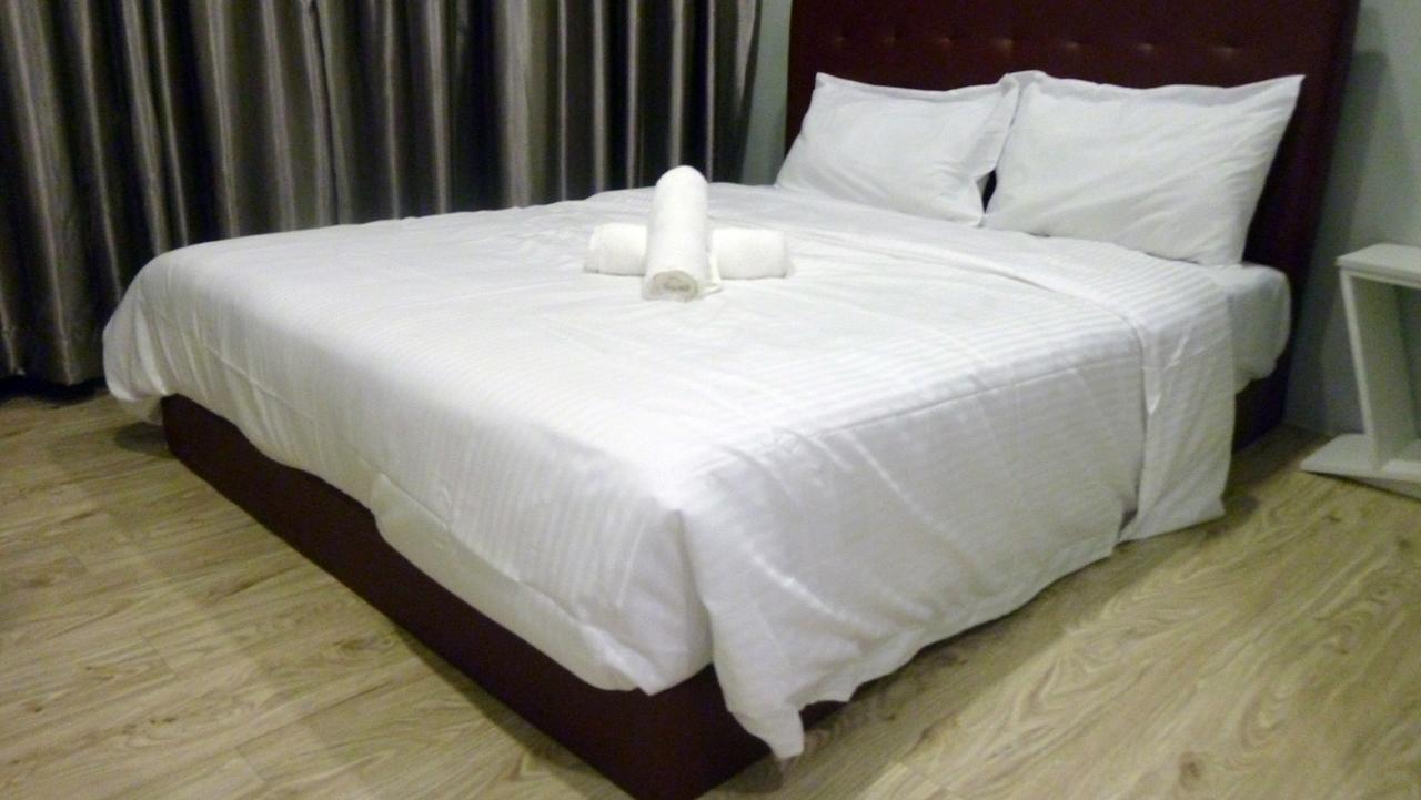 บีโฮเต็ล กาจัง Hotel ภายนอก รูปภาพ