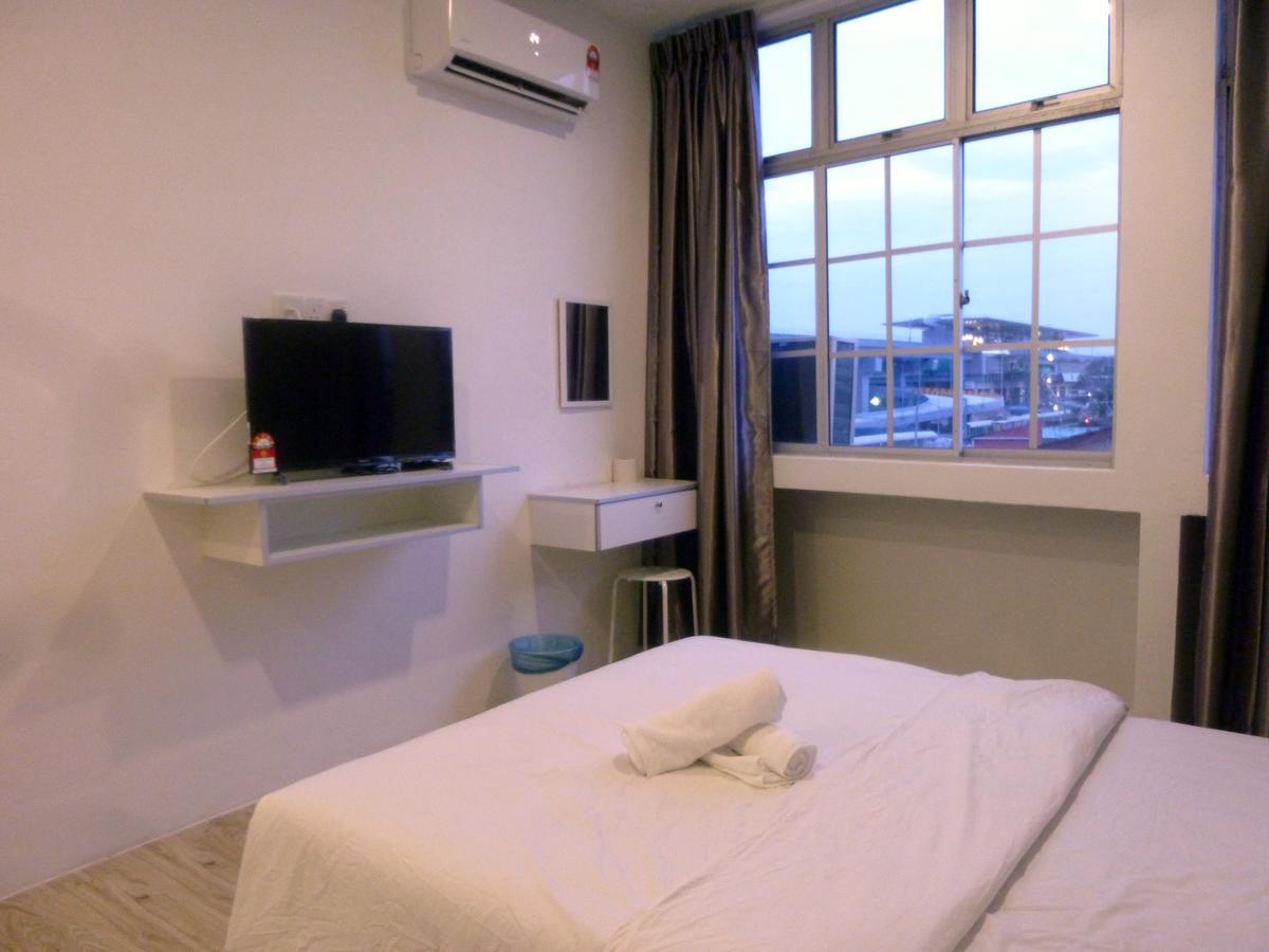 บีโฮเต็ล กาจัง Hotel ภายนอก รูปภาพ