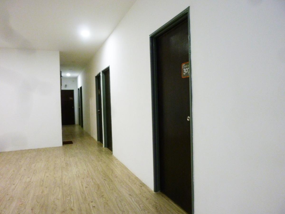 บีโฮเต็ล กาจัง Hotel ภายนอก รูปภาพ