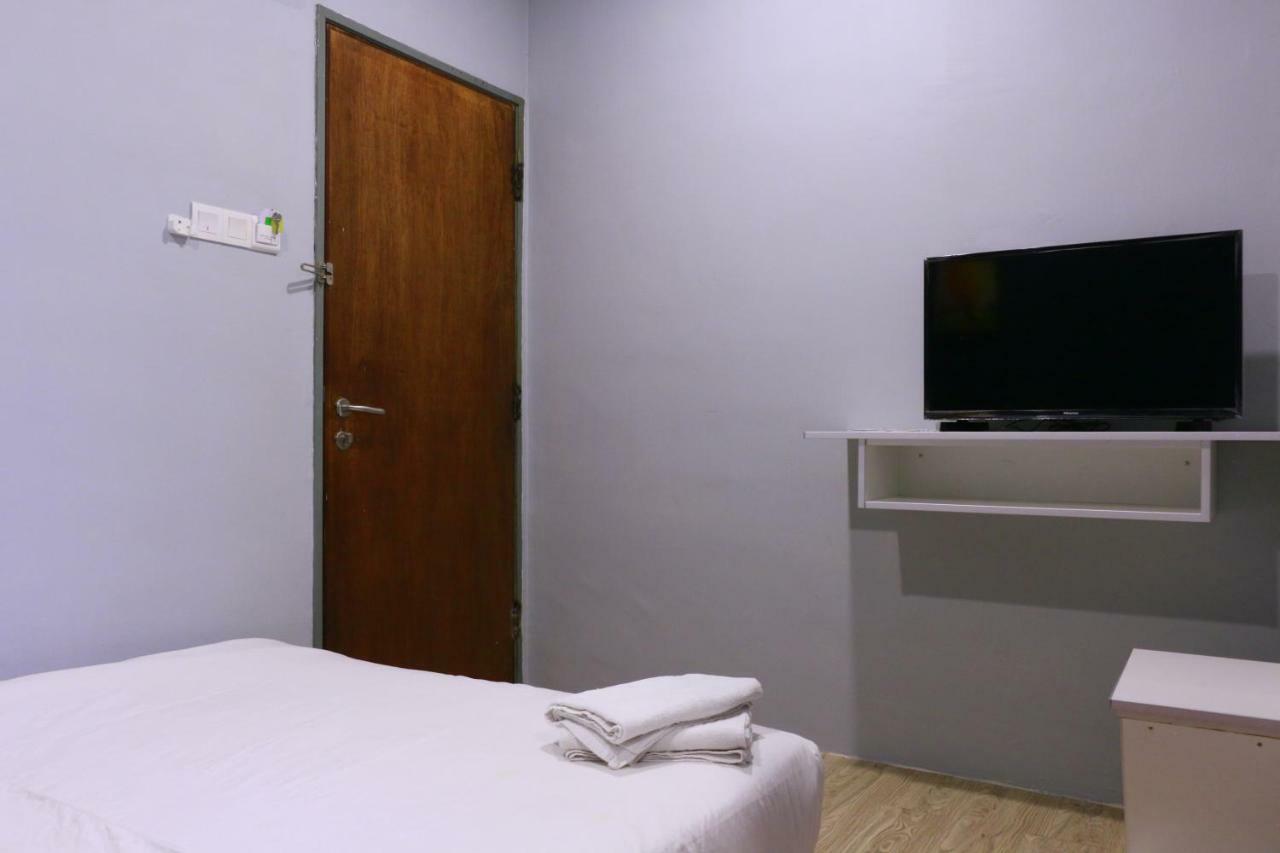 บีโฮเต็ล กาจัง Hotel ภายนอก รูปภาพ