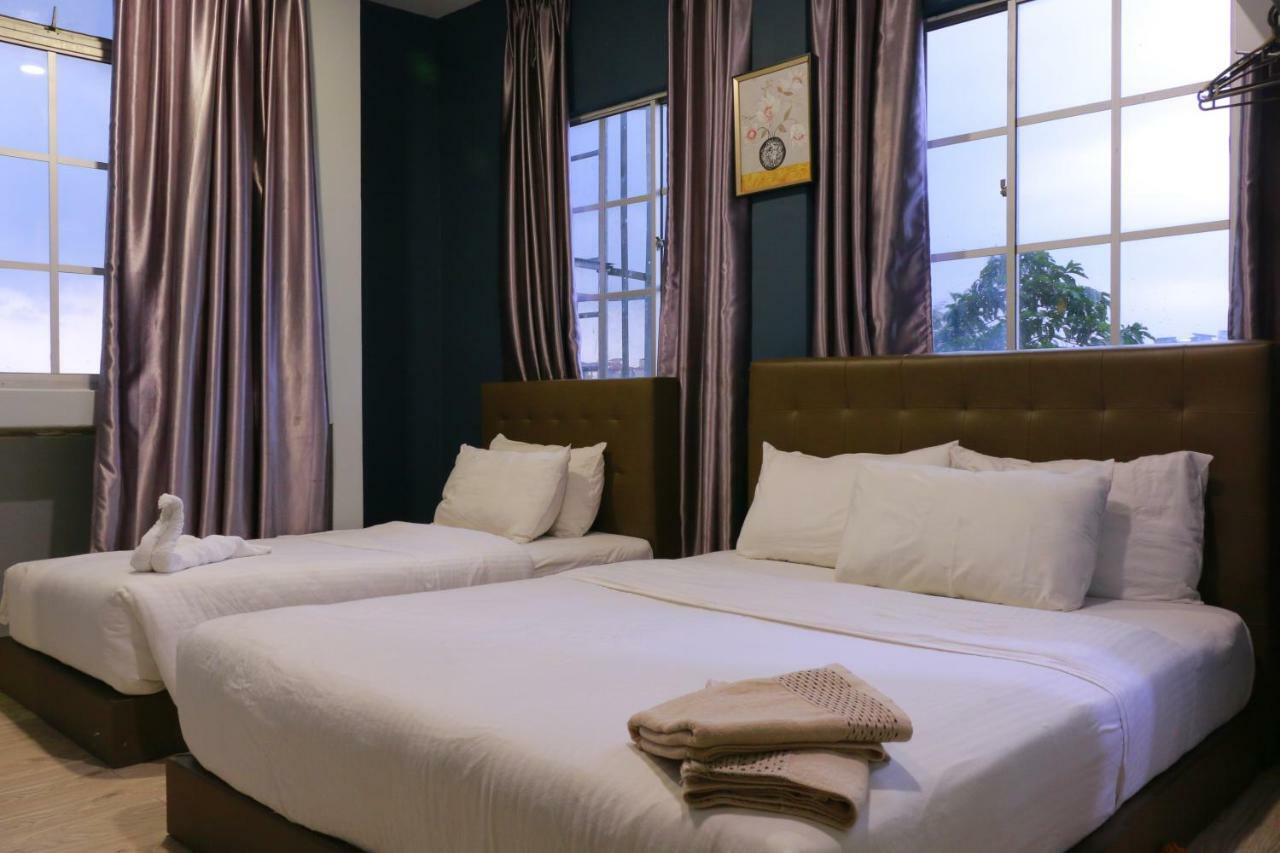บีโฮเต็ล กาจัง Hotel ภายนอก รูปภาพ