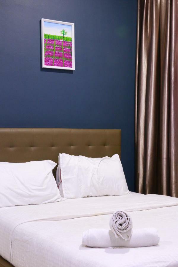บีโฮเต็ล กาจัง Hotel ภายนอก รูปภาพ